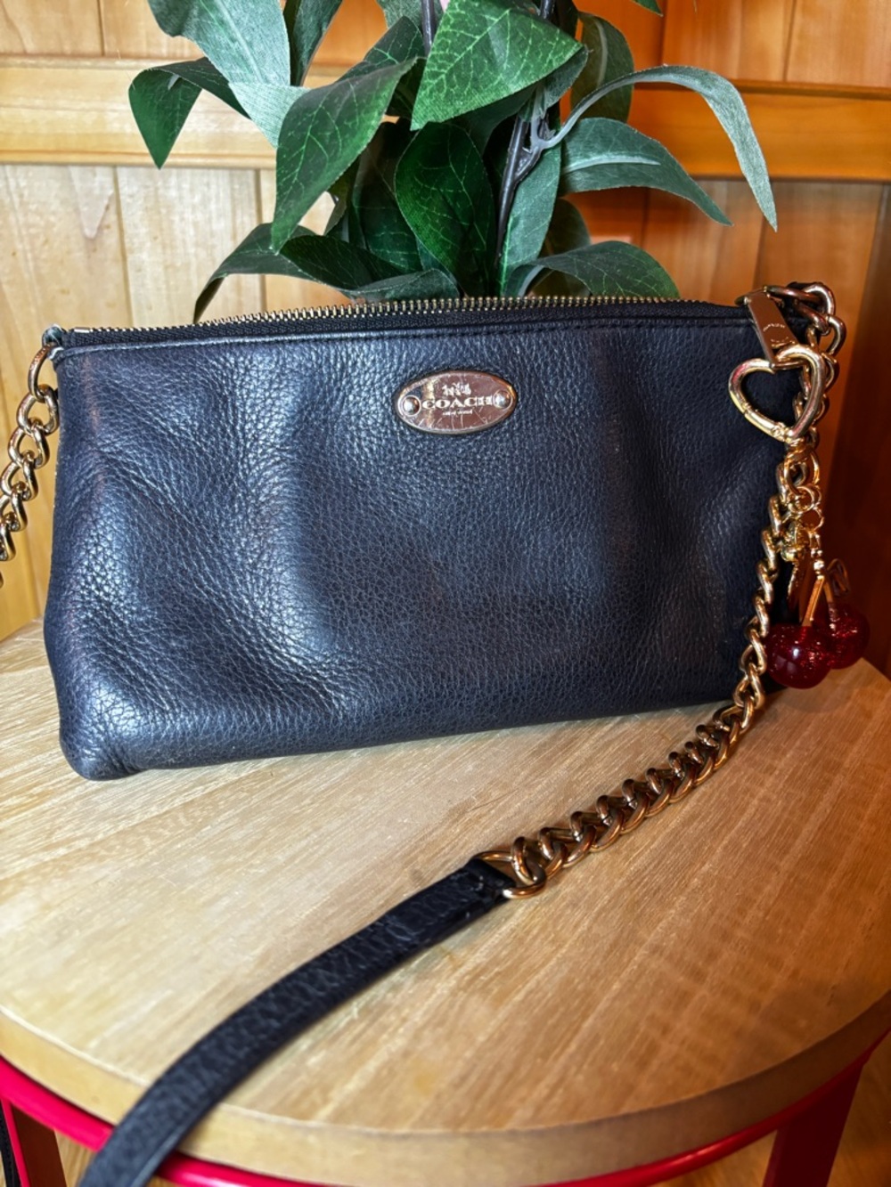 🍒Authentic Coach Black Pebbled Leather Chain Crossbody Cherry Charm 💅